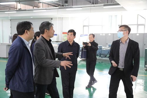 许昌职业技术学院谭水木院长一行到访唐山工业职业技术学院开展技术推广与交流